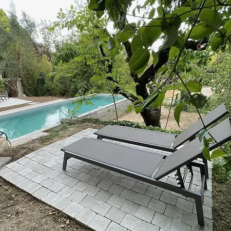 بيت للعطل Maison & Jardin Coeur Luberon Classe 4 Etoiles
