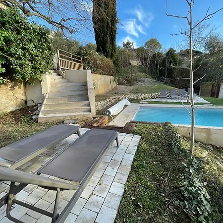Maison & Jardin Coeur Luberon Classe 4 Etoiles بيت للعطل